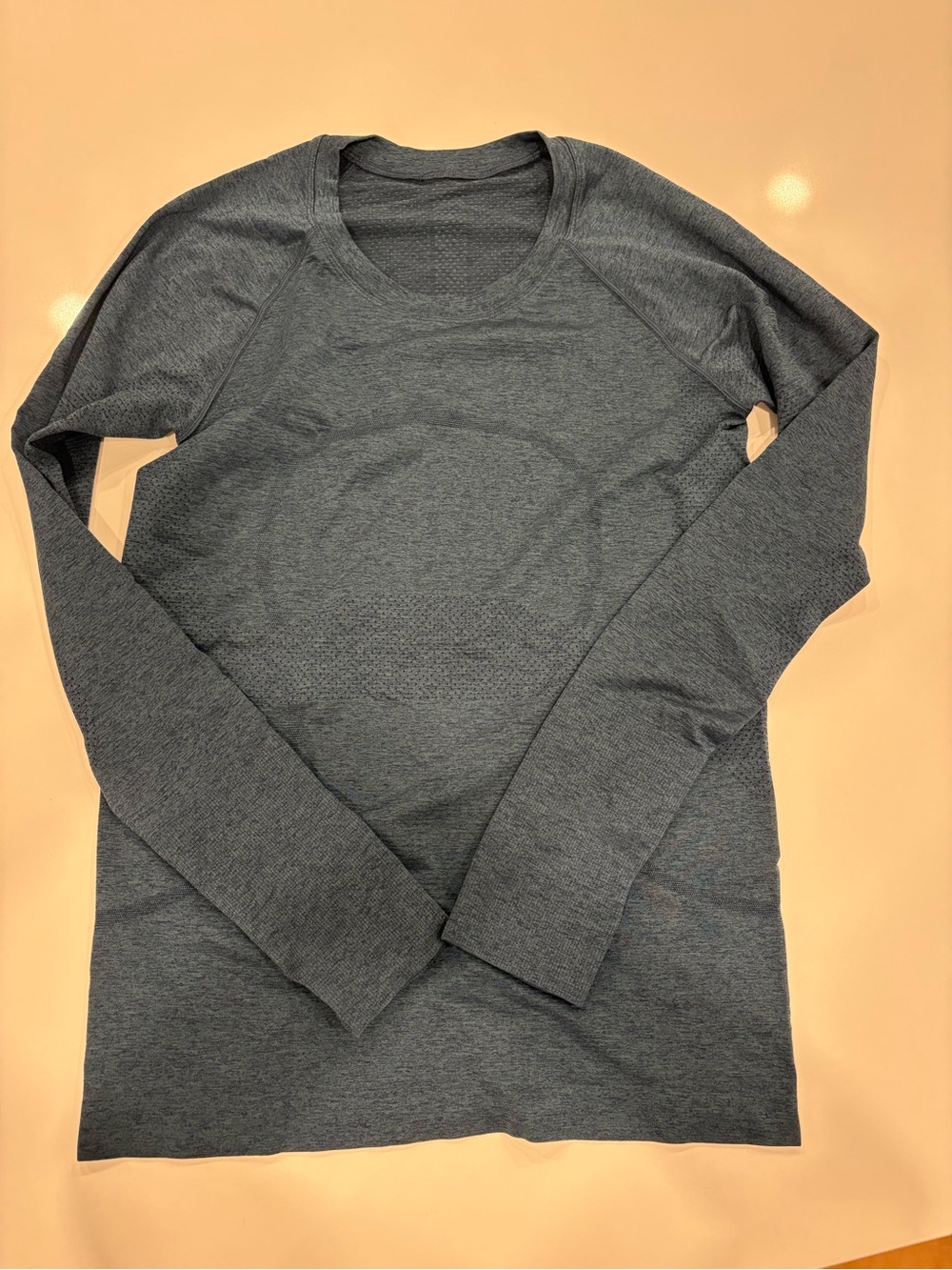 NWOT Lululemon Swiftly Tech Long-Sleeve Shirt 2.0 Hip Length Size 8